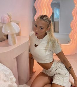 Dakahlia escort