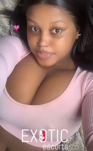 Lékoumou escort