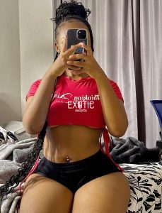 Lagos escort 