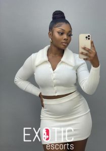 Tahoua escort